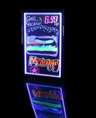 Lavagna luminosa LED color 40x30 cornice multiuso con treppiede e pennarelli per BAR ristoranti