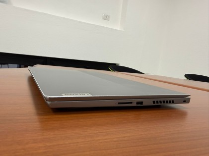 Lenovo ThinkBook 15P 15.6" FHD &ndash; Intel Core i5-10300H | 16GB RAM | 512GB SSD | GTX 1650 MAXQ | Windows 11 Pro | Notebook Ricondizionato