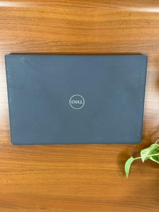 Notebook Ricondizionato Dell Latitude 3510 15,6" Intel Core i5-10210U 8GB RAM 256GB SSD NVMe Windows 11 &ndash; Grado A/B