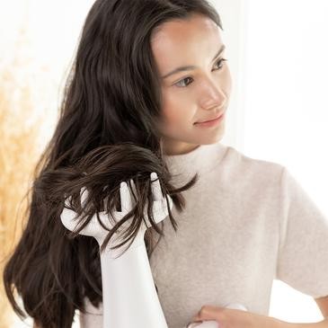 Cecotec Bamba IoniCare 5250 EasyCollect Asciugacapelli ionico 2100 W CC - Funzione avvolgicavo automatico - Ioni reali - Ugello concentratore e diffusore - 2 velocit&agrave;