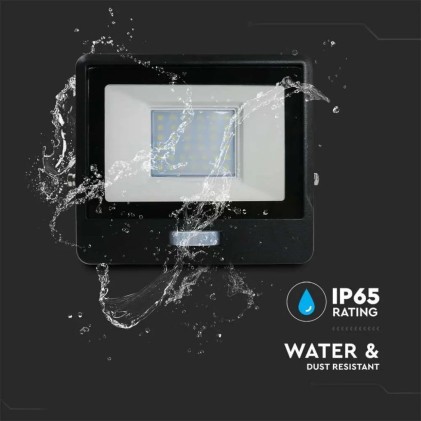 V-TAC PRO Faro LED Chip Samsung 30W con Sensore PIR Colore Nero 3000K IP65