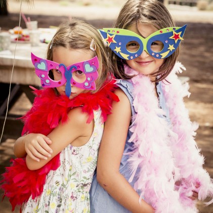 Apli Carnival Party Kit - Include Vari Elementi per la Festa - Decorazione a Tema - Accessori per Travestimenti