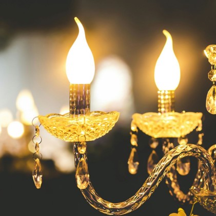 V-TAC Lampadina LED E14 4W Candela a Fiamma Filamento Ambrato 2200K