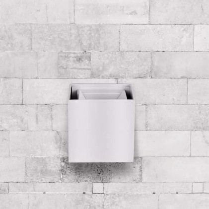 V-TAC Lampada LED da Muro Quadrata 12W 120LM/W Colore Bianco Satinato Fascio Luminoso Regolabile 4000K IP65