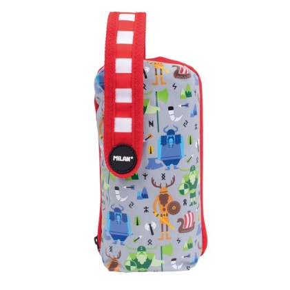 Milan Vikings Confezione da 4 Astucci con Contenuto Standard - Contenuto: Gomma, 2 Temperini, 1 Matita di Grafite HB, 3 Penne (Verde, Nera e Rossa), 1 Righello da 15 cm, 10 Matite Colorate Ergo e 12 Pennarelli