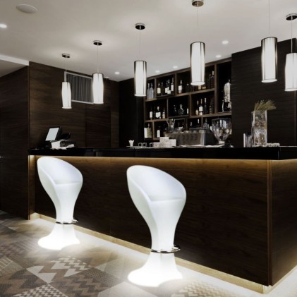 V-TAC Sgabello LED 5W RGB con Telecomando IR 24 Tasti e Alimentatore IP67 Dimmerabile