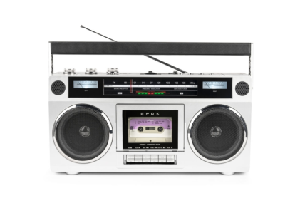 Bigben Blaster Retro Radio Portatile con Lettore di Cassette - Radio FM - Potenza Musicale 15W - Bluetooth - Alimentato a CA e a batteria
