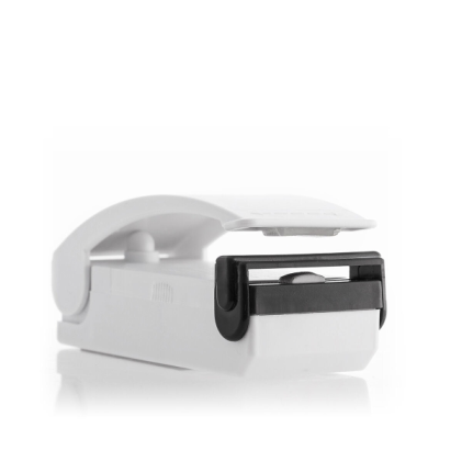 Sigillatrice magnetica per sacchetti Innovagoods - Chiusura ermetica - Prolunga la conservazione degli alimenti - Funzionamento a batterie - Portatile - 9,5x4x4 cm - Bianca