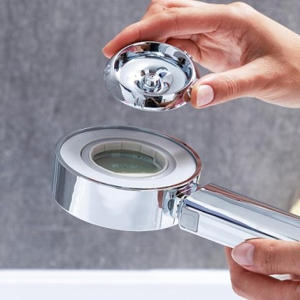 Soffione doccia Innovagoods Xawara con dispenser di sapone - 3 posizioni - Multifunzionale - 8,5x24,5x3,3 cm - Colore argento