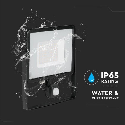 V-TAC PRO Faro LED Chip Samsung 50W con Sensore di Movimento e Crepuscolare e Interruttore Manuale di Bloccaggio Colore Nero 3000K IP65