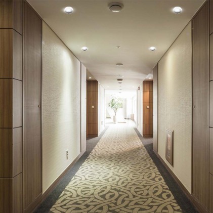 V-TAC Portafaretto LED da Incasso GU10 Rotondo Colore Bianco Riflettore Nero con Supporto Inclinato