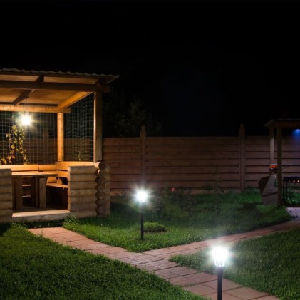 V-TAC Piantana LED da Giardino con Portalampada E27 (max 40W) in Acciaio Inossidabile h: 800mm Colore Nero IP44