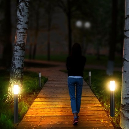 V-TAC Piantana LED da Giardino 80cm con Portalampada E27 e Sensore di movimento (max 60W) in Acciaio Inossidabile IP44 Colore Grigio