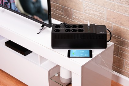 Apc Back-Ups 850Va 520W, Uscita 8Xschuko