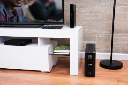 Apc Back-Ups 1.6Kva 960W, Uscita 8Xiec