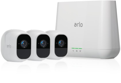 Arlo Pro 2 Vms4330P Kit Base Ssistema Di Videosorveglianza Wi-Fi Con 3 Telecamere Di Sorveglianza, Audio 2 Vie, Batteria Ricaricabile, Full Hd, Visione Notturna, Interno/Esterno, Vcr Opz, Alexa/Google Home