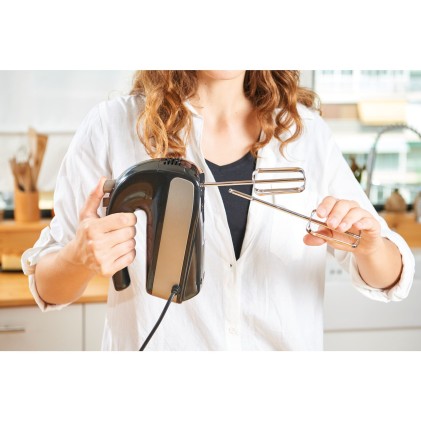 Black & Decker Sbattitore elettrico BXMX500E a 5 velocit&agrave; in acciaio inox e plastica Nero