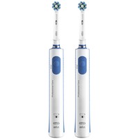 Spazzolino Elettrico BRAUN Oral-B PRO 690 (2 testine) [wh]