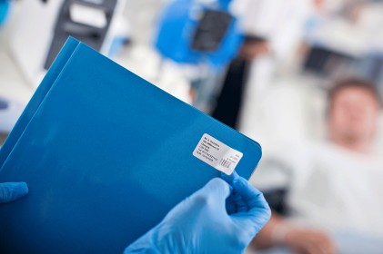 Brother BDE-1J026051-102 etichetta per stampante Bianco Etichetta per stampante autoadesiva