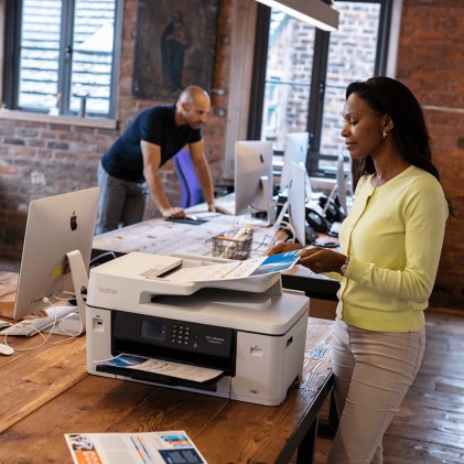 Brother Multif. Ink A3 Colore, 28Ppm, Adf Duplex, Fronte/Retro, Usb/Lan/Wifi, 4 In 1