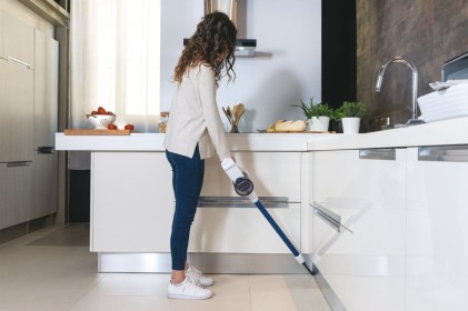 Scopa Elettrica Batteria Candy 39400965 Viva Cviva10 011 Pure White