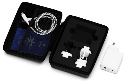 Caricatore Da Viaggio 67W Con Adat Us,Au,Uk,Eu   Usb-C Cable