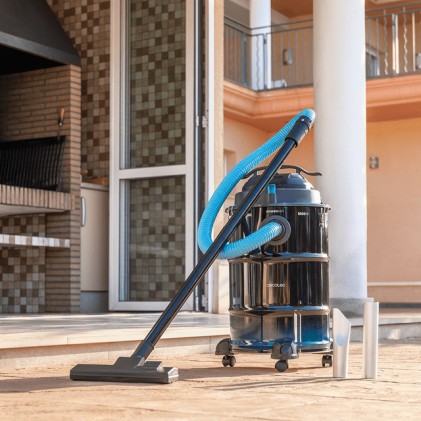 Aspirapolvere per cenere e pellet Cecotec Conga Ash 6000 EasyGo Home XL - Potenza 1500W - Capacit&agrave; 30L - Aspirazione 21kPa - Ruote e maniglia - Pulizia facile - Accessori inclusi - Nero e blu