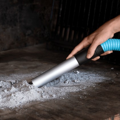 Aspirapolvere per cenere e pellet Cecotec Conga Ash 6000 EasyGo Home XL - Potenza 1500W - Capacit&agrave; 30L - Aspirazione 21kPa - Ruote e maniglia - Pulizia facile - Accessori inclusi - Nero e blu