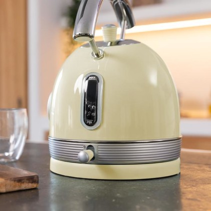 Bollitore Cecotec ThermoSense 420 giallo chiaro 2200 W - Capacit&agrave; 1,8 l - Acciaio inossidabile - Filtro anticalcare - Base con rotazione a 360&ordm; - Indicatore temperatura - Stile vintage