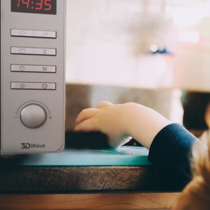 Cecotec 01532 forno a microonde Argento Solo microonde Superficie piana 20 L 700 W