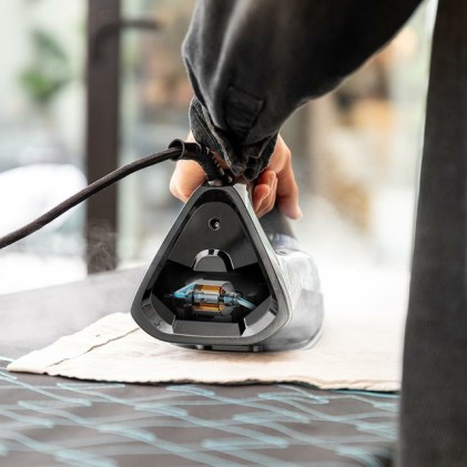 Cecotec IronHero 3200 Double Steam i-Pump Ferro a vapore 3200 W Nero, Blu scuro