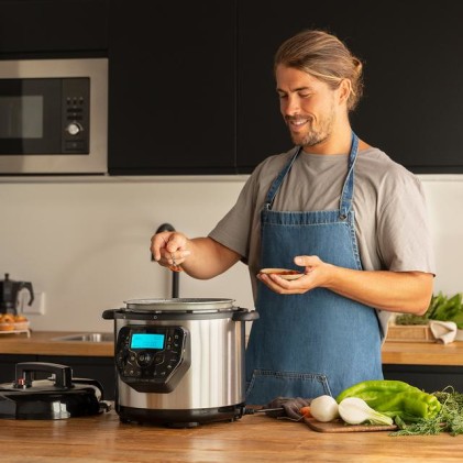 Cecotec H Deluxe Fry GM Cucina programmabile da 6 litri con testina friggitrice ad aria - Antiaderente - Bilancia - Display LCD - Ergonomica - Temperatura fino a 200&ordm;C - Controllo vocale - Nero e argento