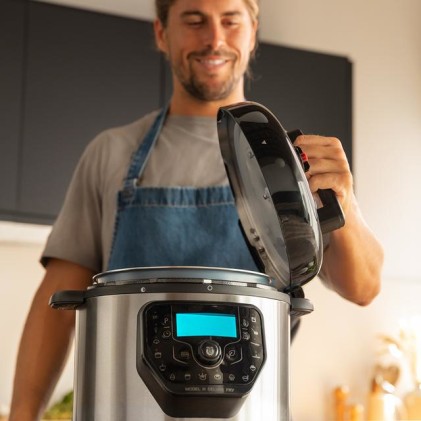 Cecotec H Deluxe Fry GM Cucina programmabile da 6 litri con testina friggitrice ad aria - Antiaderente - Bilancia - Display LCD - Ergonomica - Temperatura fino a 200&ordm;C - Controllo vocale - Nero e argento
