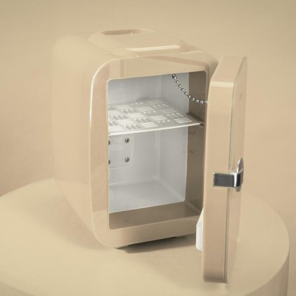 Cecotec 02694 frigorifero Libera installazione 4 L Crema