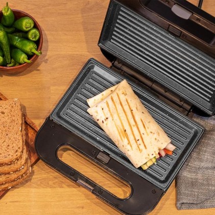 Cecotec Rock nToast 3 in 1 Sandwich Maker 800W - Capacit&agrave; per 2 panini - 3 piastre intercambiabili con rivestimento RockStone - Finiture in acciaio inossidabile