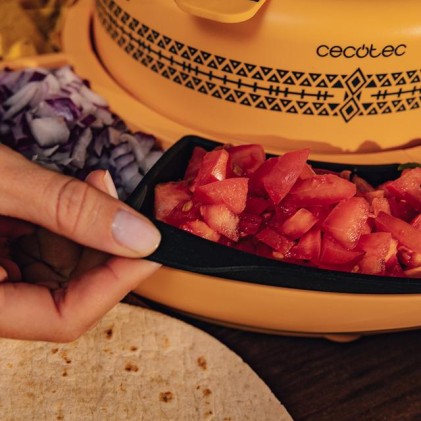 Scalda-taco Cecotec Fun Taco Andale - 40W - Mantiene caldi - Organizzatore - Colorato e divertente - Stampi in silicone - Facile da pulire e trasportare - Giallo