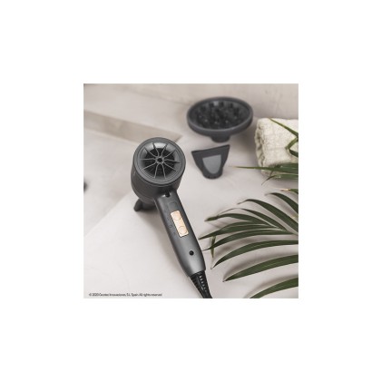 Asciugacapelli Cecotec Bamba IoniCare 5500 PowerStyle 1800W - Motore AC - Flusso d aria potente - Ioni reali - Perfect Color System - Diffusore e accessori professionali
