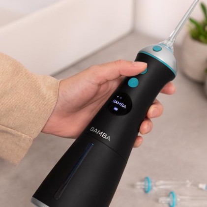 Cecotec Bamba ToothCare 1100 Jet Liberty Idropulsore dentale portatile - 6 modalit&agrave; - 6 ugelli inclusi - Serbatoio da 280 ml - Pressione regolabile da 10 a 115 psi - Impermeabile IPX7 - Ricarica USB - Nero