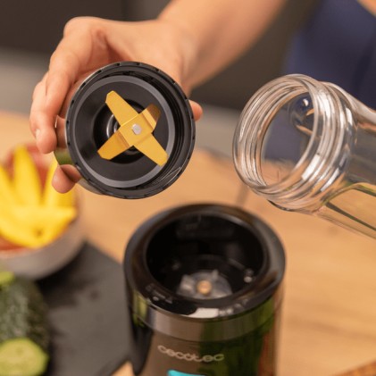 Cecotec 04395 frullatore 0,6 L Frullatore per sportivi 350 W Nero