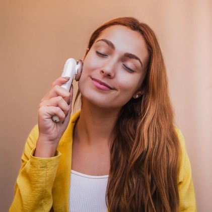 Cecotec Bamba FaceCare LightSonic Viso Rosa, Bianco