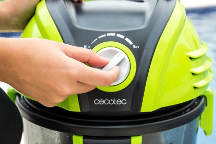 Cecotec Conga Wet&Dry 15 L Aspiratore a cilindro Secco e bagnato 1400 W Senza sacchetto