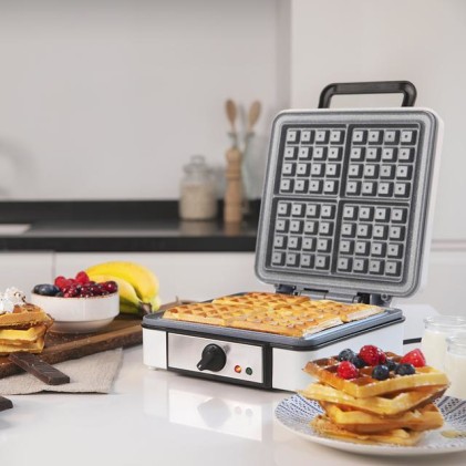 Cecotec 08017 piastra per waffle 4 waffle 1200 W Acciaio inox, Bianco