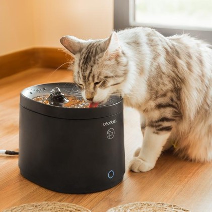 Cecotec Pumba 2500 Refresh Smart distributore di cibo e acqua per cani e gatti Plastica Nero Universale Abbeveratoio automatico per animali domestici