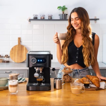 Cecotec Power Espresso 20 Pro Latte Automatica/Manuale Macchina per espresso 1,5 L