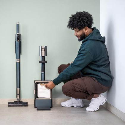 Cecotec A01_EU01_101702 scopa elettrica Aspirapolvere a bastone 2 in 1 Batteria Secco Senza sacchetto 650 W Nero 2,5 Ah