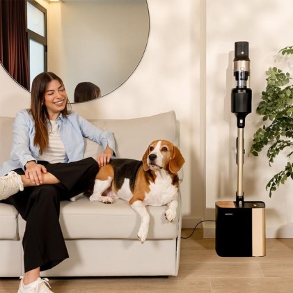 Cecotec Conga Rockstar 5500 Hurricane Station Pet Flex Aspirapolvere verticale Batteria Secco Senza sacchetto 700 W Nero