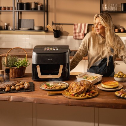 Cecotec Cecofry and Grill Smokin' 11000 Plus Freidora de Aire - 2900W - Capacidad 11L - Temperatura Regulable hasta 200ВєC - Ahumador Integrado - Ventana de Visualizacion - Color Negro