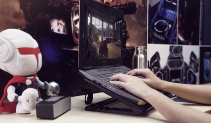 Cooler Master Ergostand IV Supporto per computer portatile Nero 43,2 cm (17")