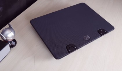 Cooler Master Ergostand IV Supporto per computer portatile Nero 43,2 cm (17")