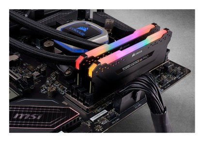 Corsair Vengeance CMW16GX4M2D3600C18 memoria 16 GB 2 x 8 GB DDR4 3600 MHz
